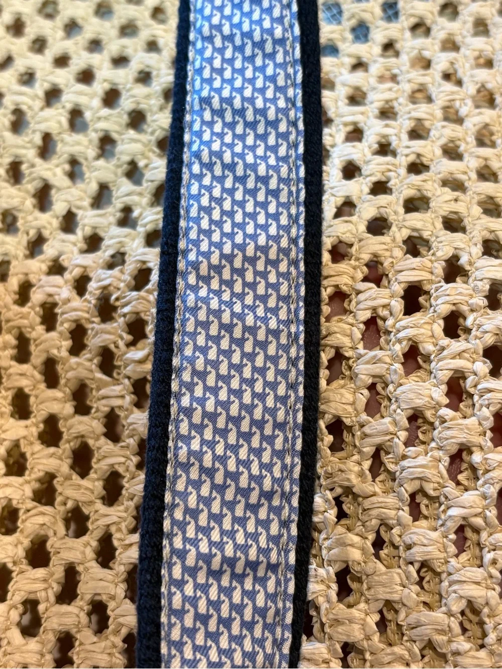 Vineyard Vines Vineyard Whale Canvas Club Belt navy size 28 excellent condition